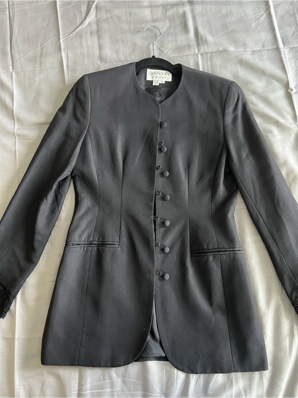 Vintage Black Women’s Structured Button-Front Jacket